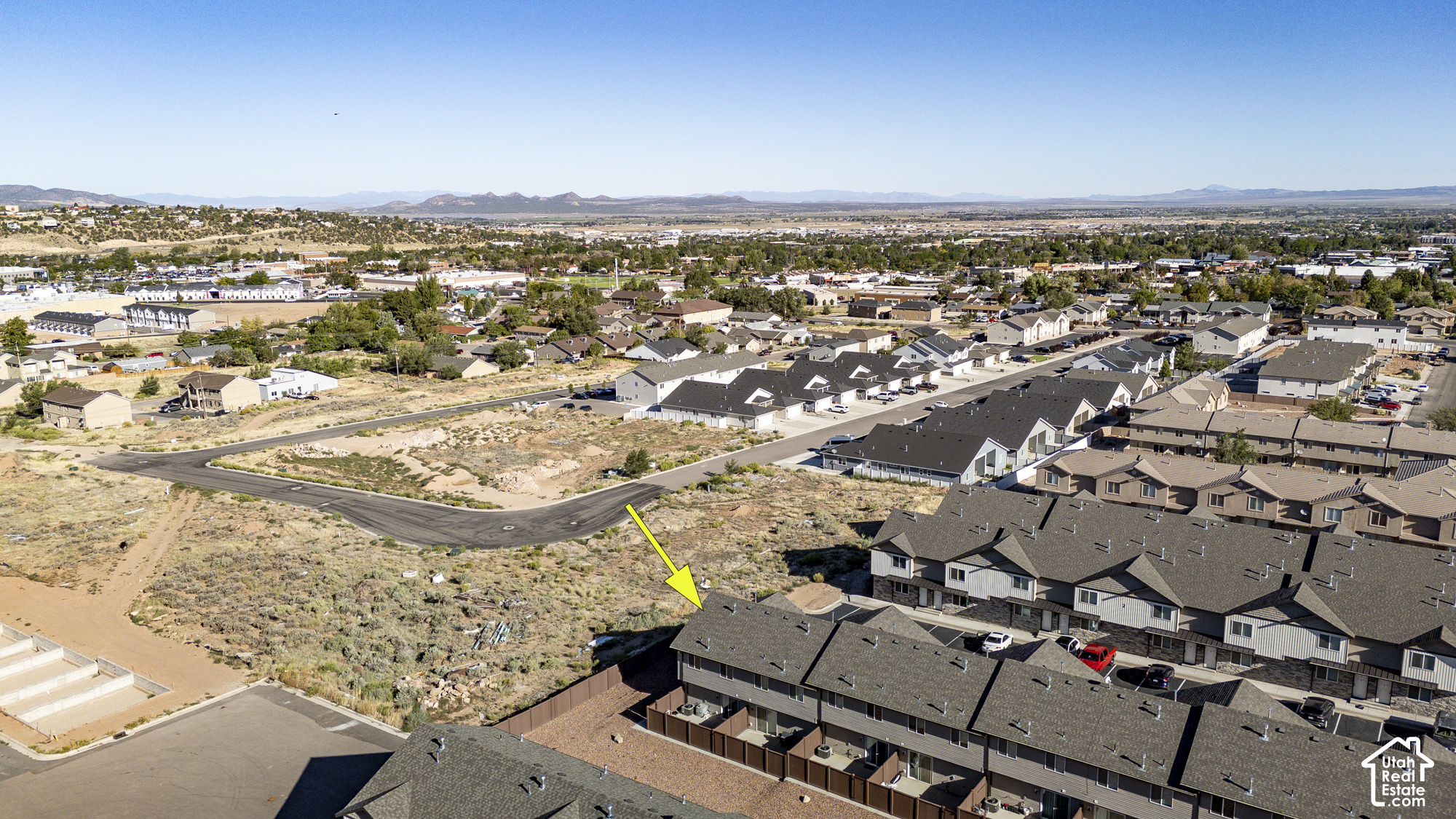 main property photo 31