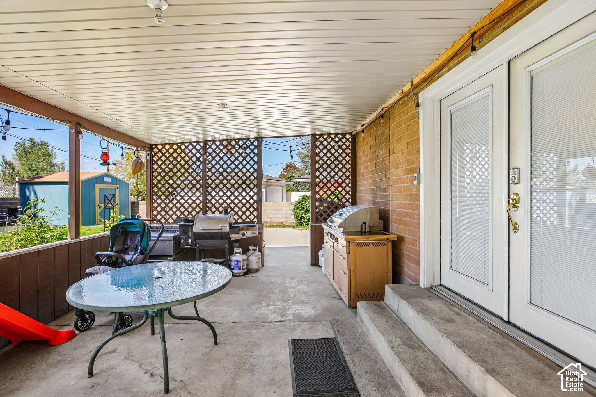 main property photo 22