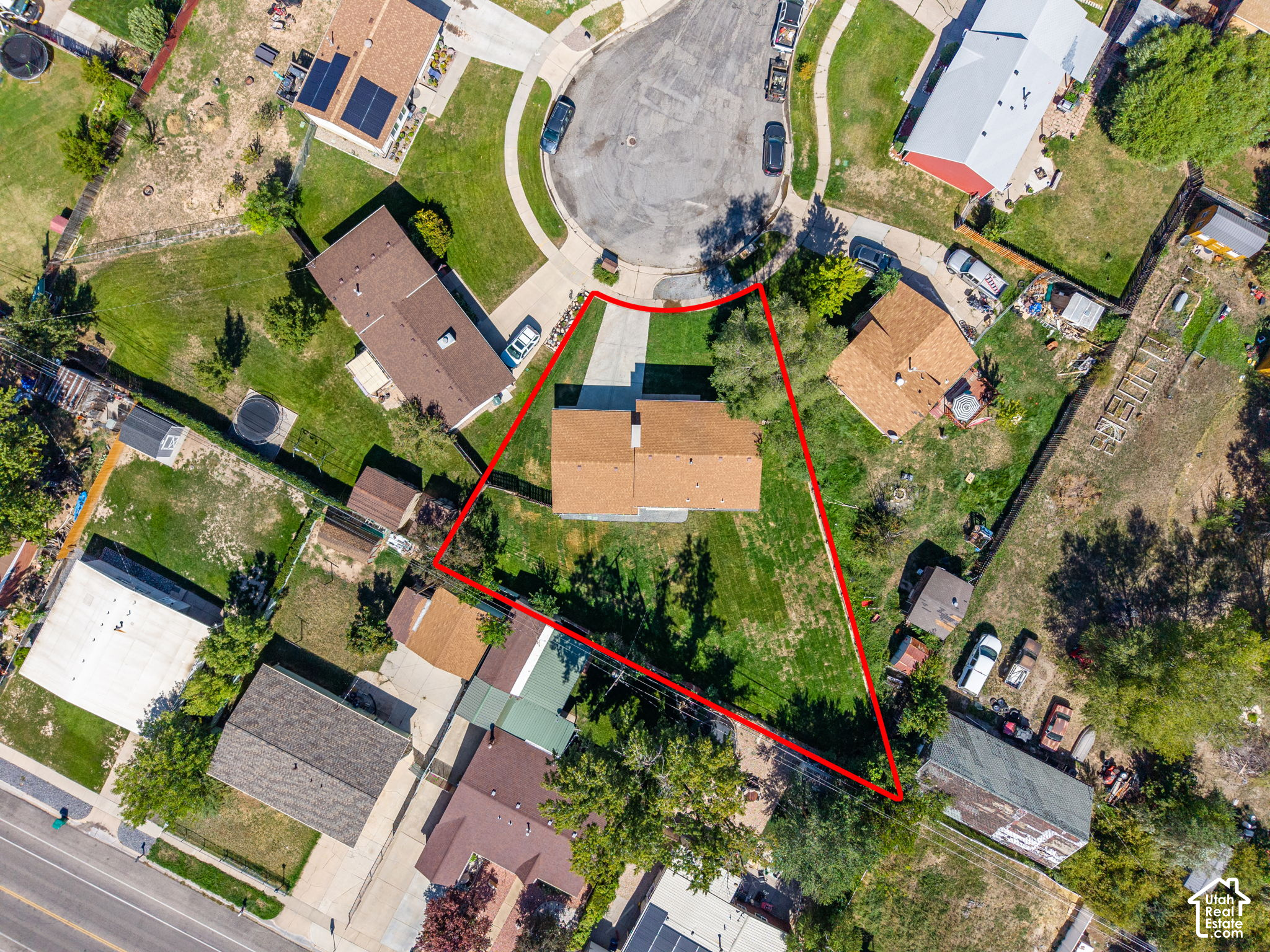 main property photo 38