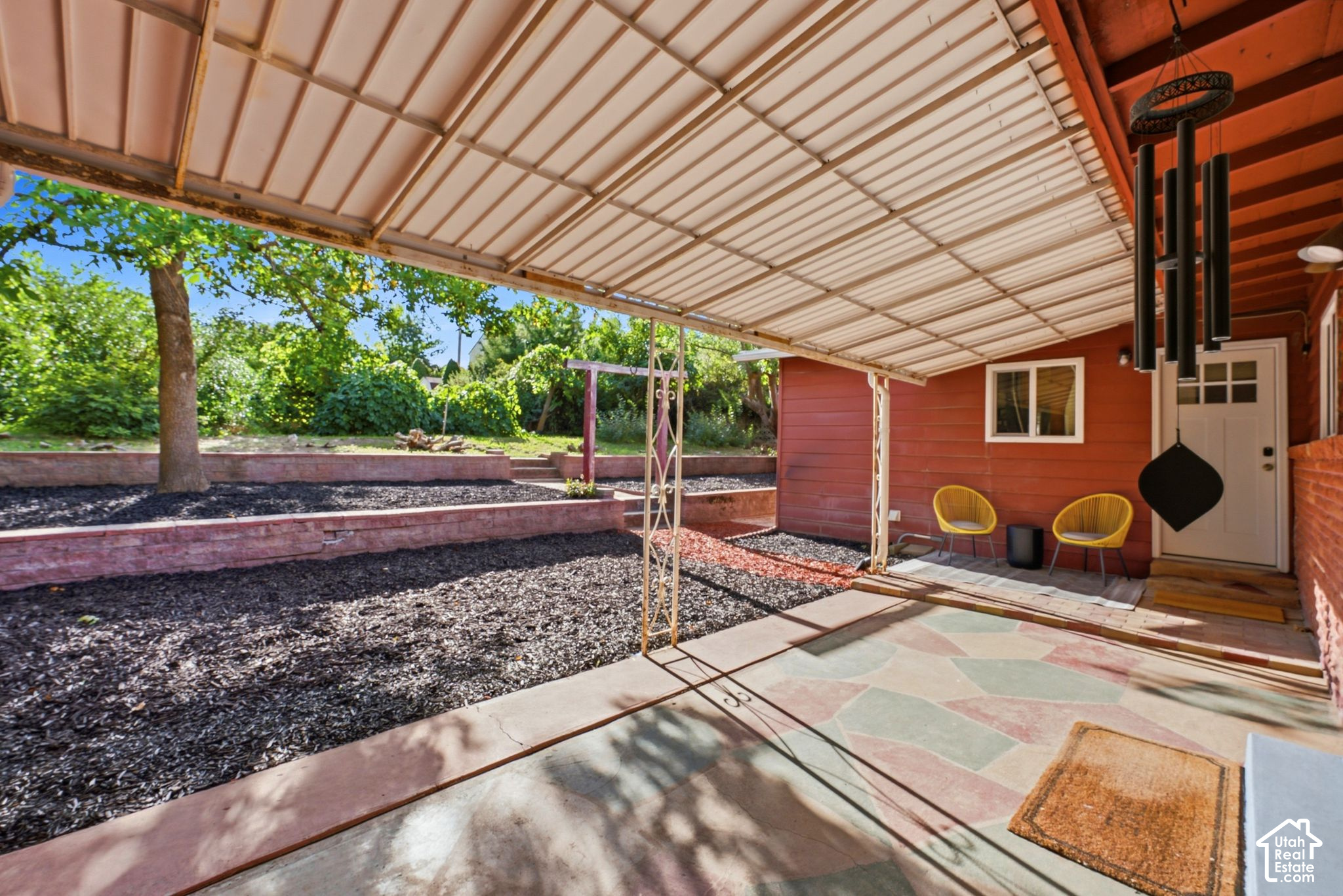 main property photo 23