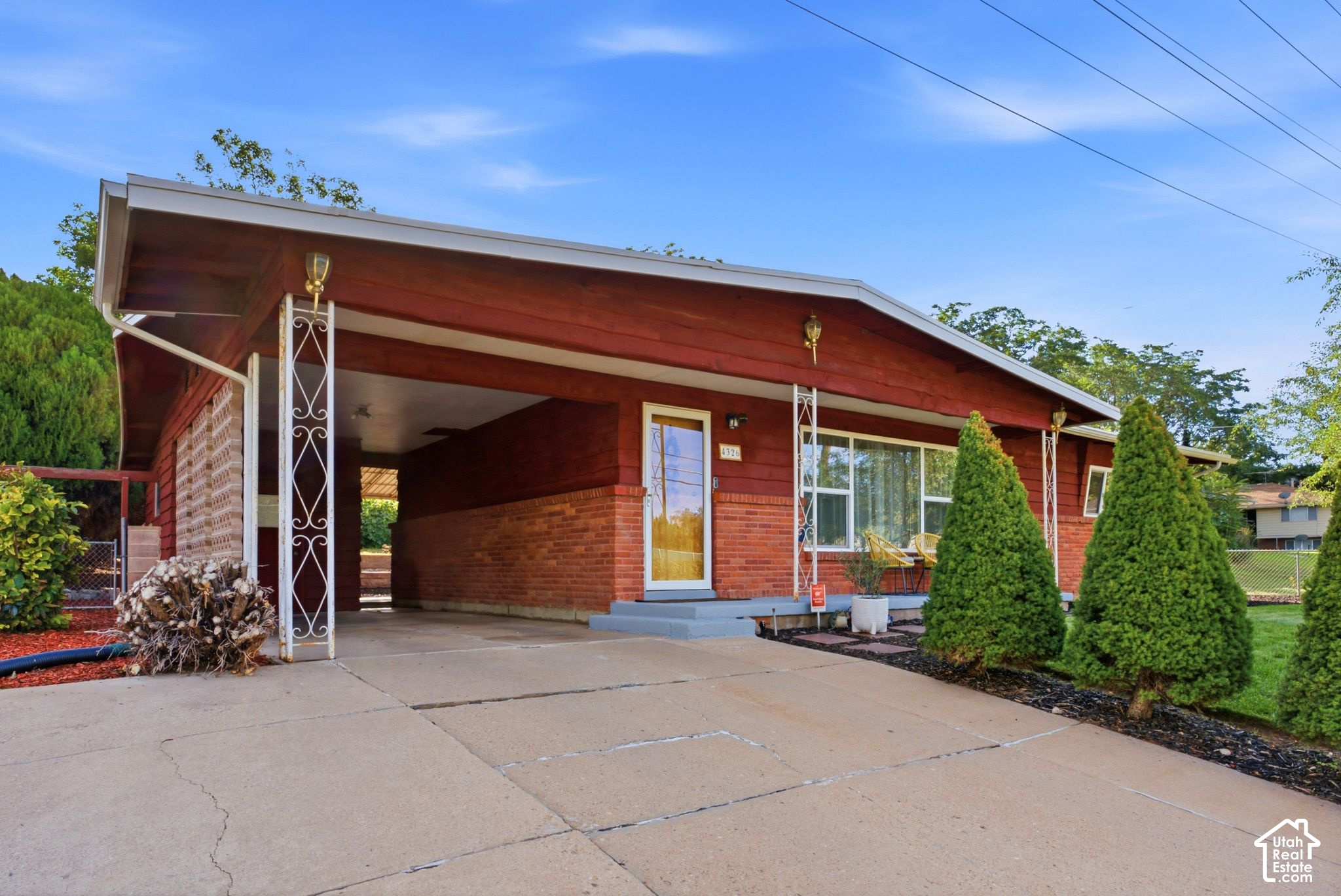 main property photo 31