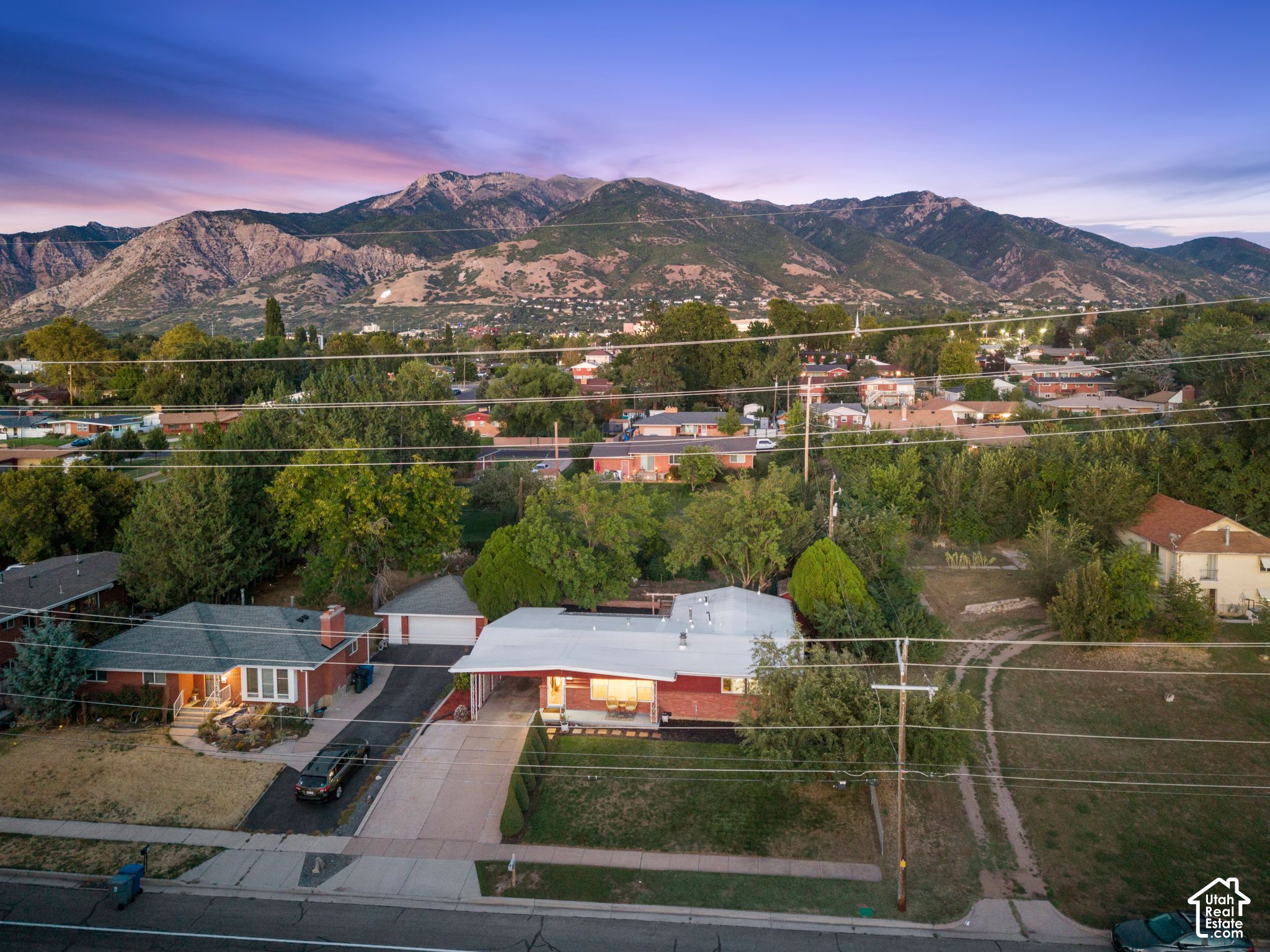 main property photo 34