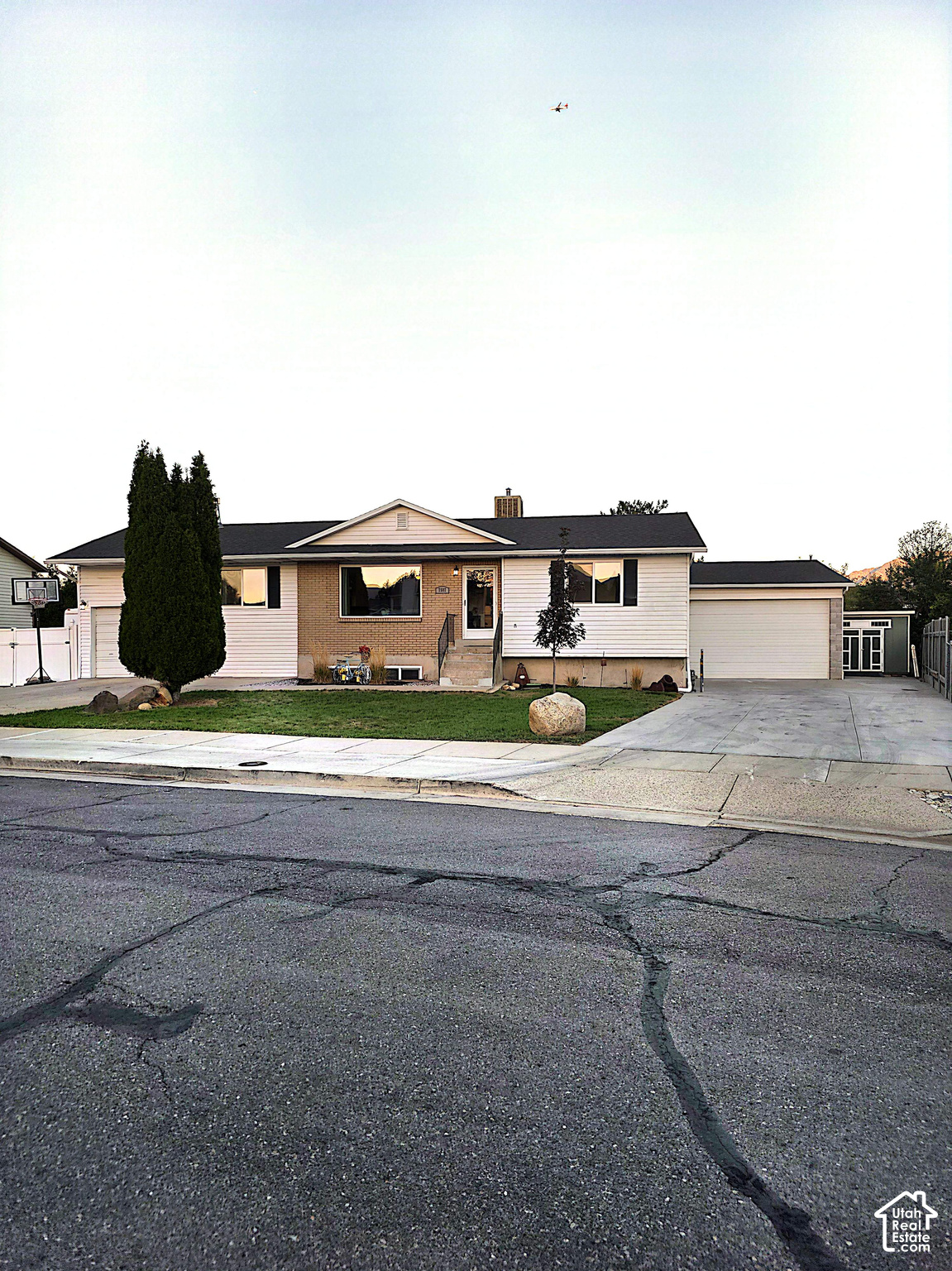 main property photo 46