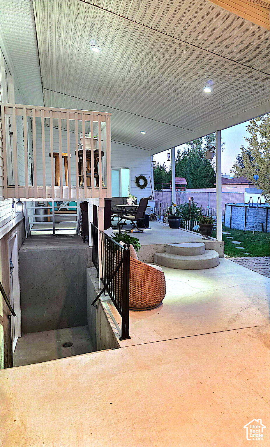 main property photo 50