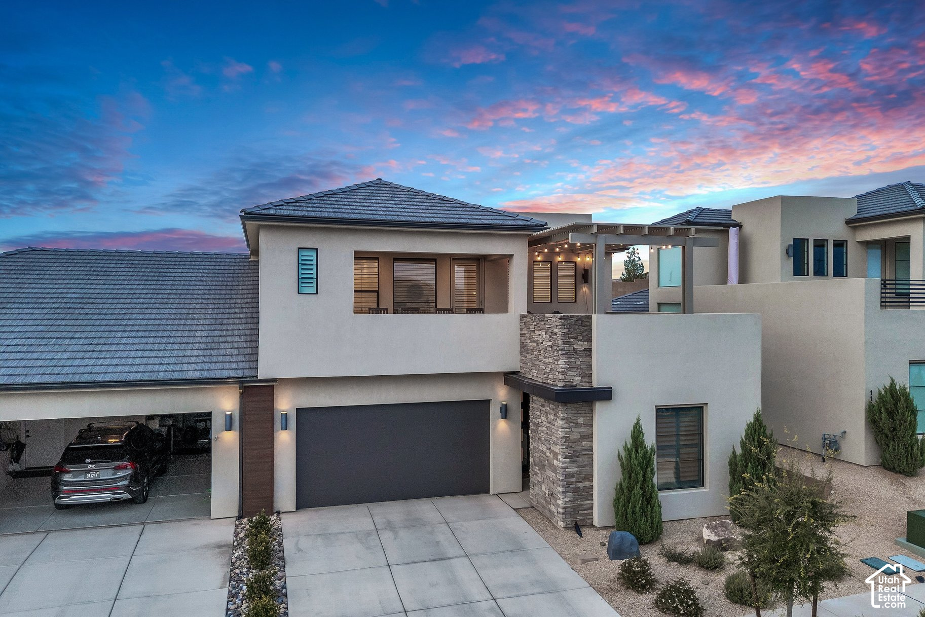 main property photo 23