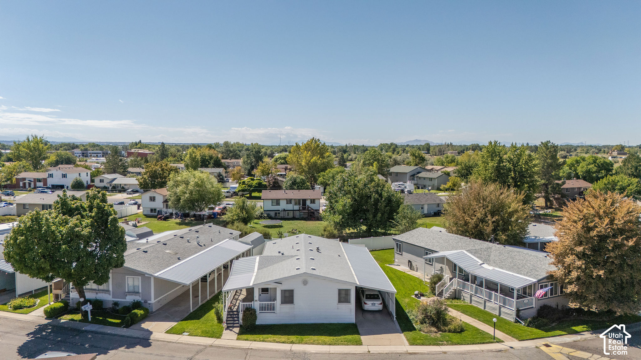 main property photo 31