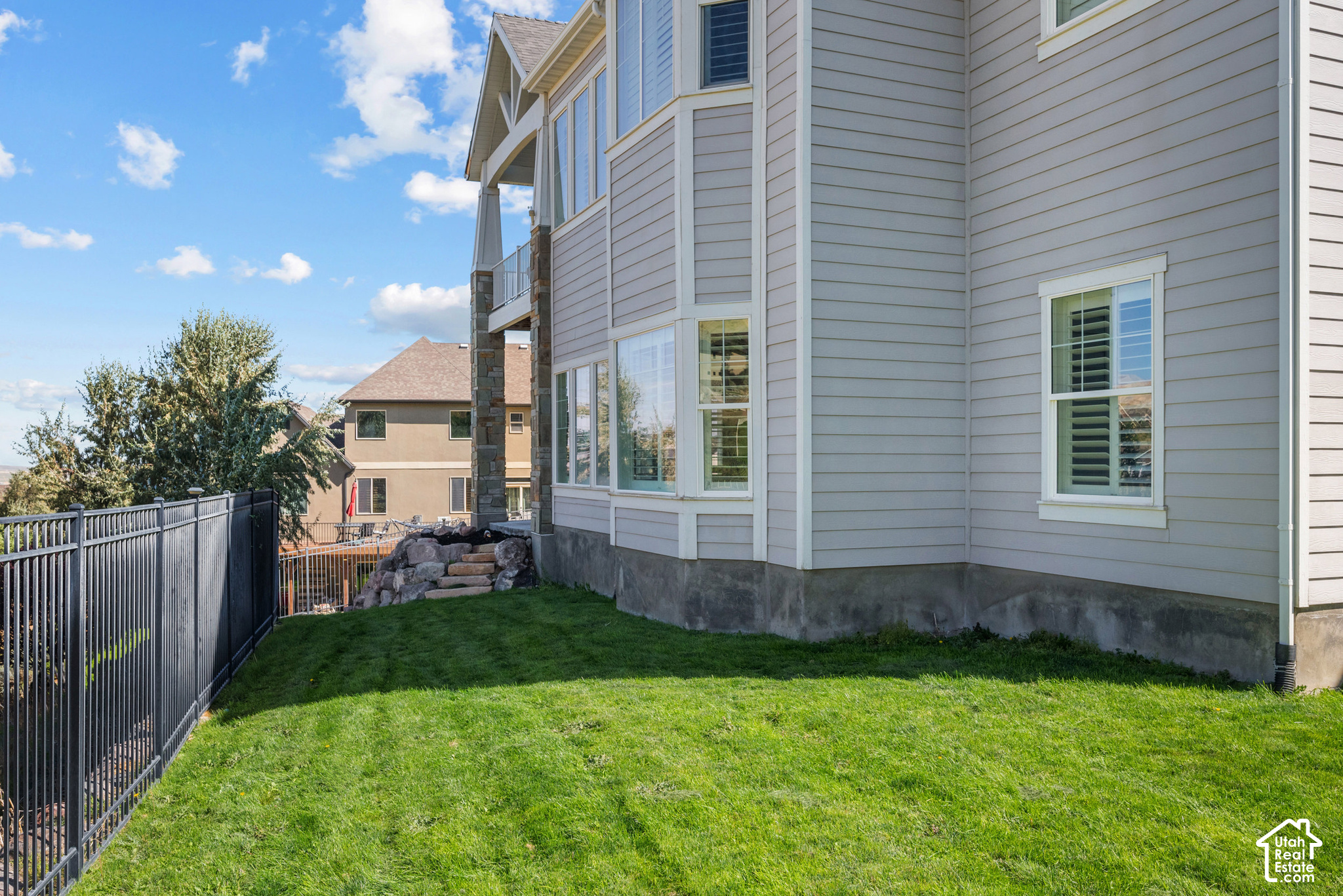 main property photo 46