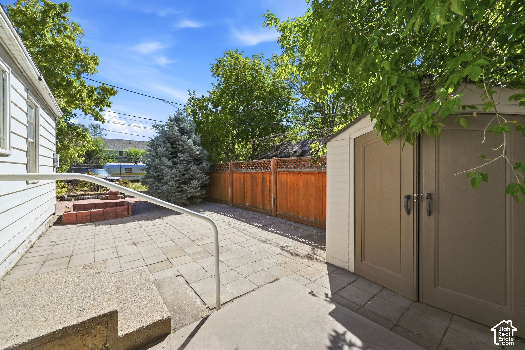 main property photo 14