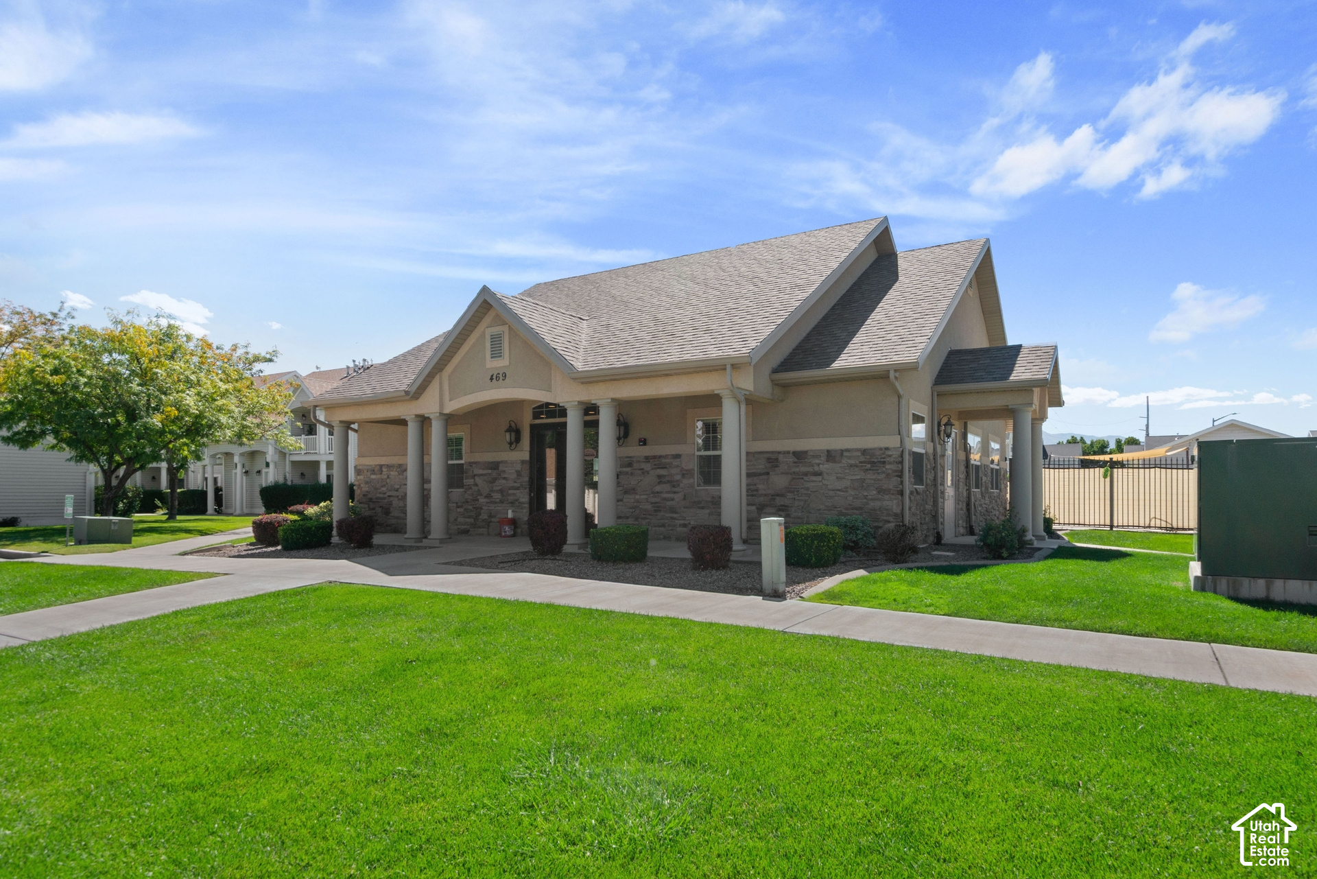 main property photo 18