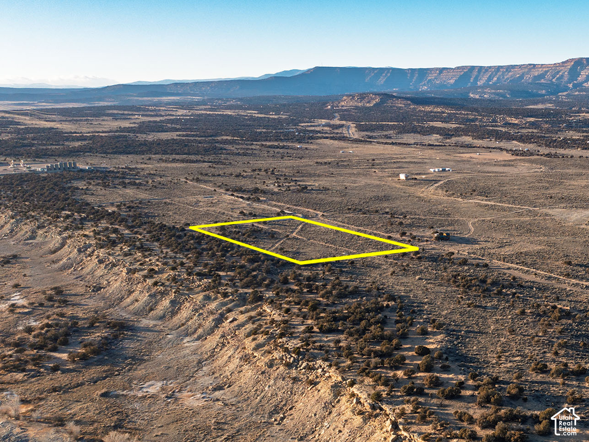 main property photo 2