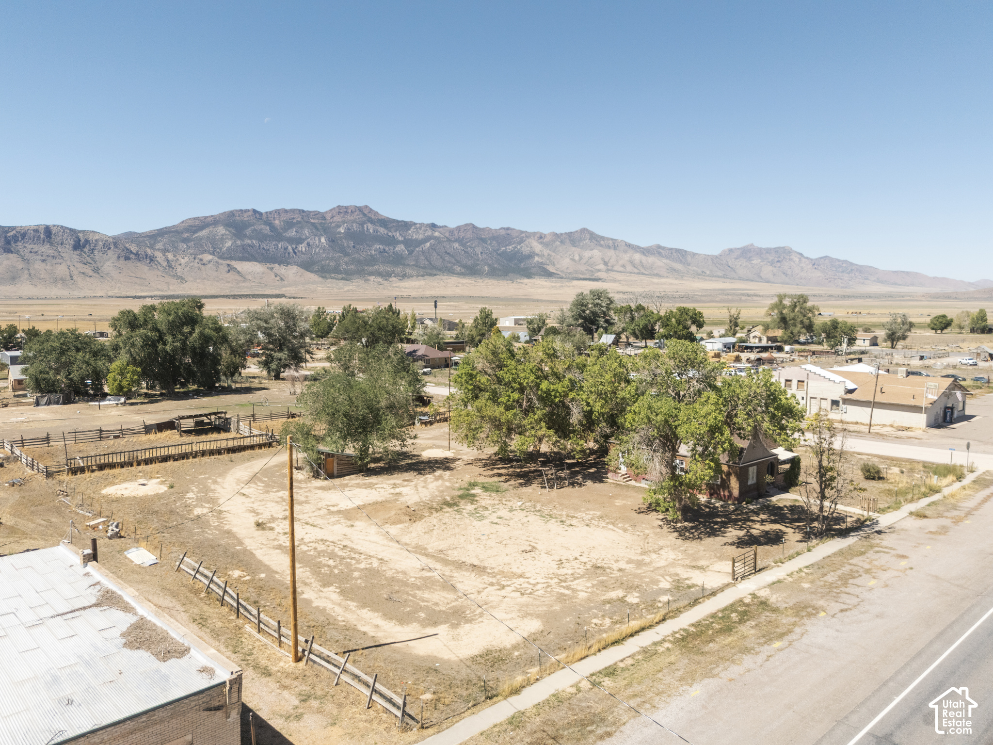 main property photo 42