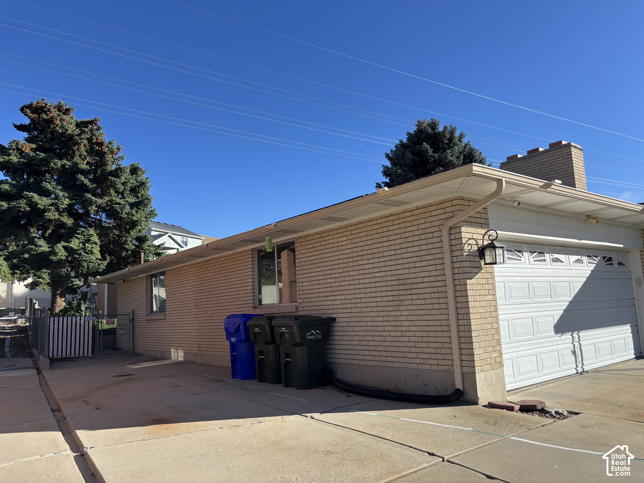 main property photo 32