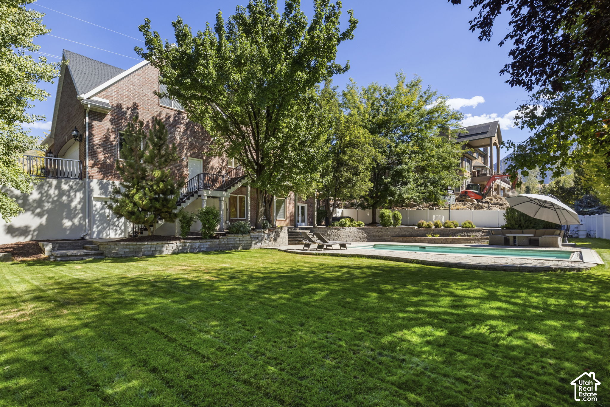 main property photo 73