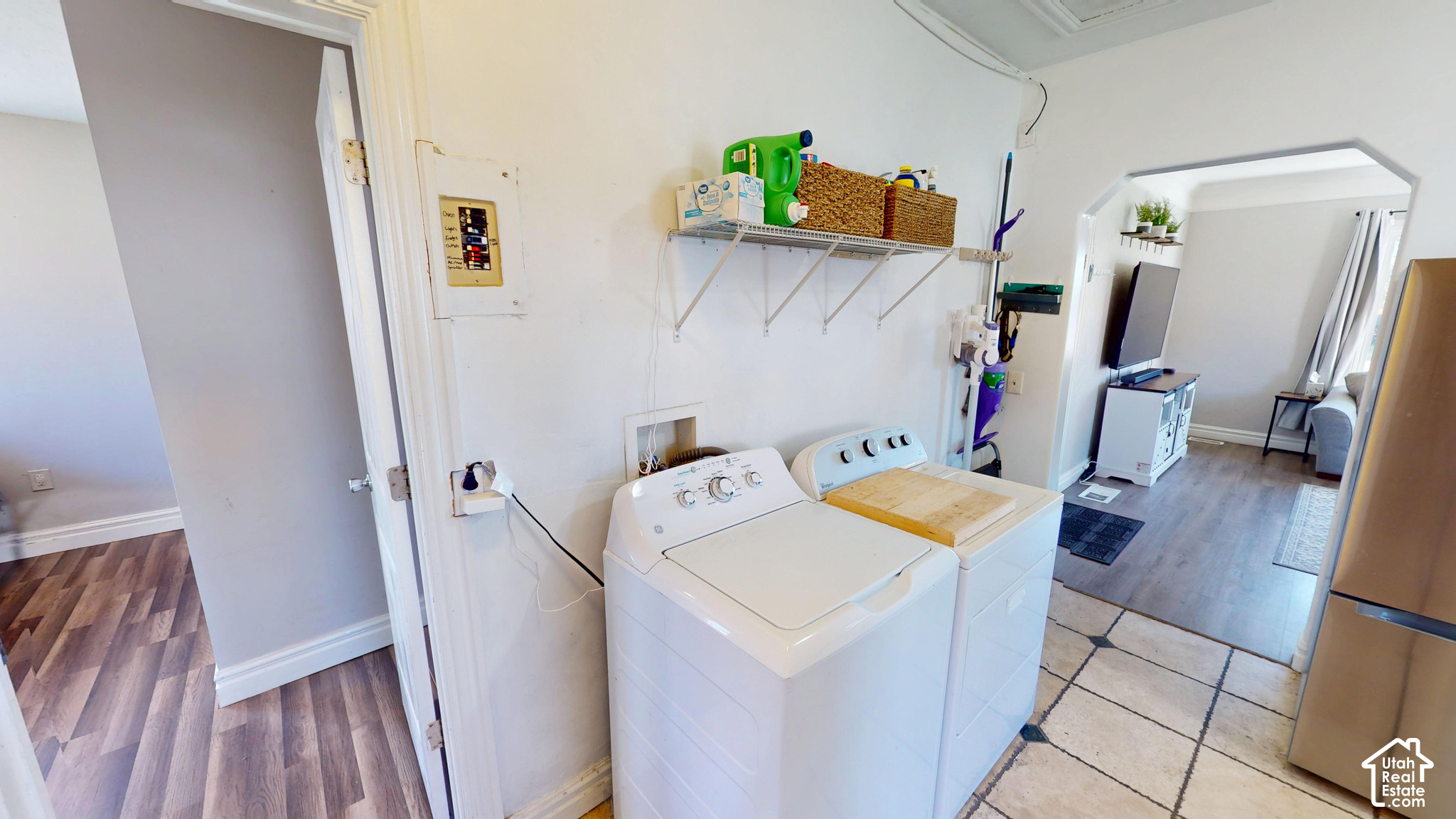 main property photo 6