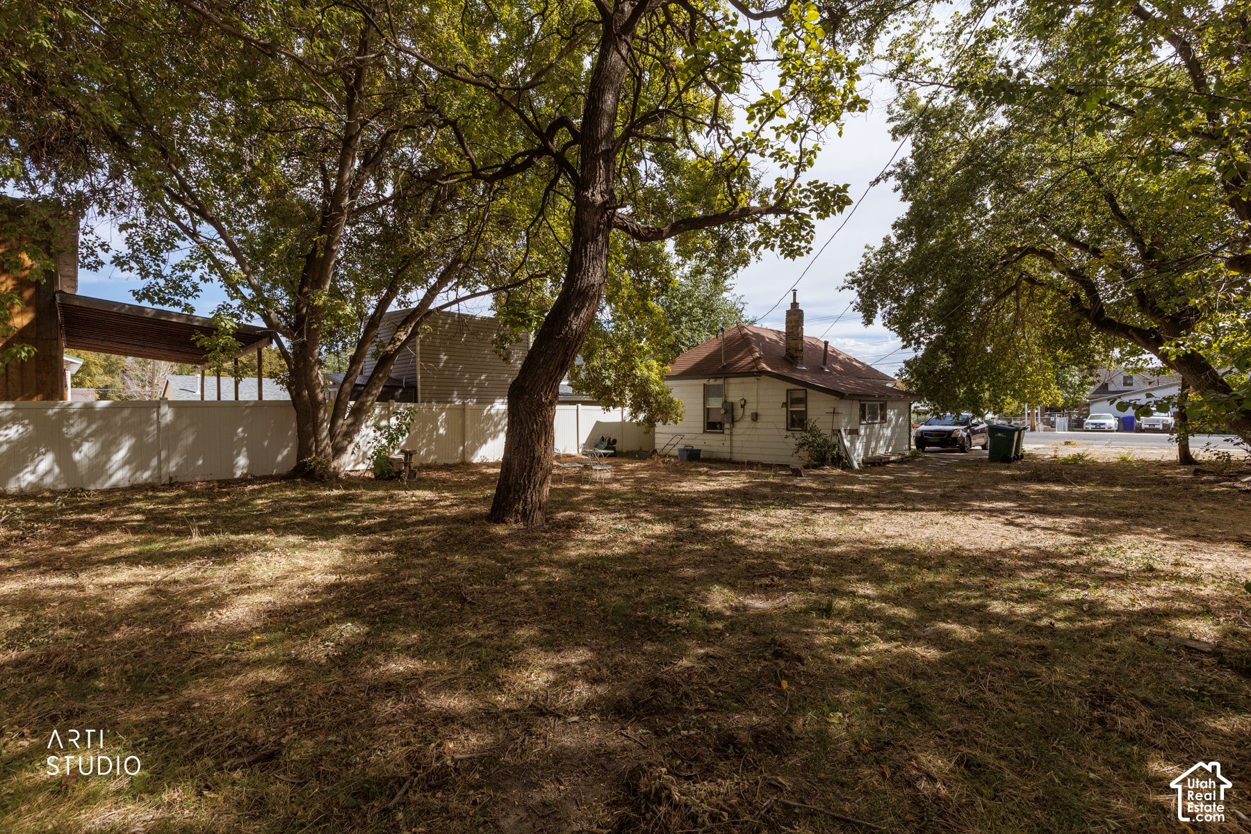 main property photo 16