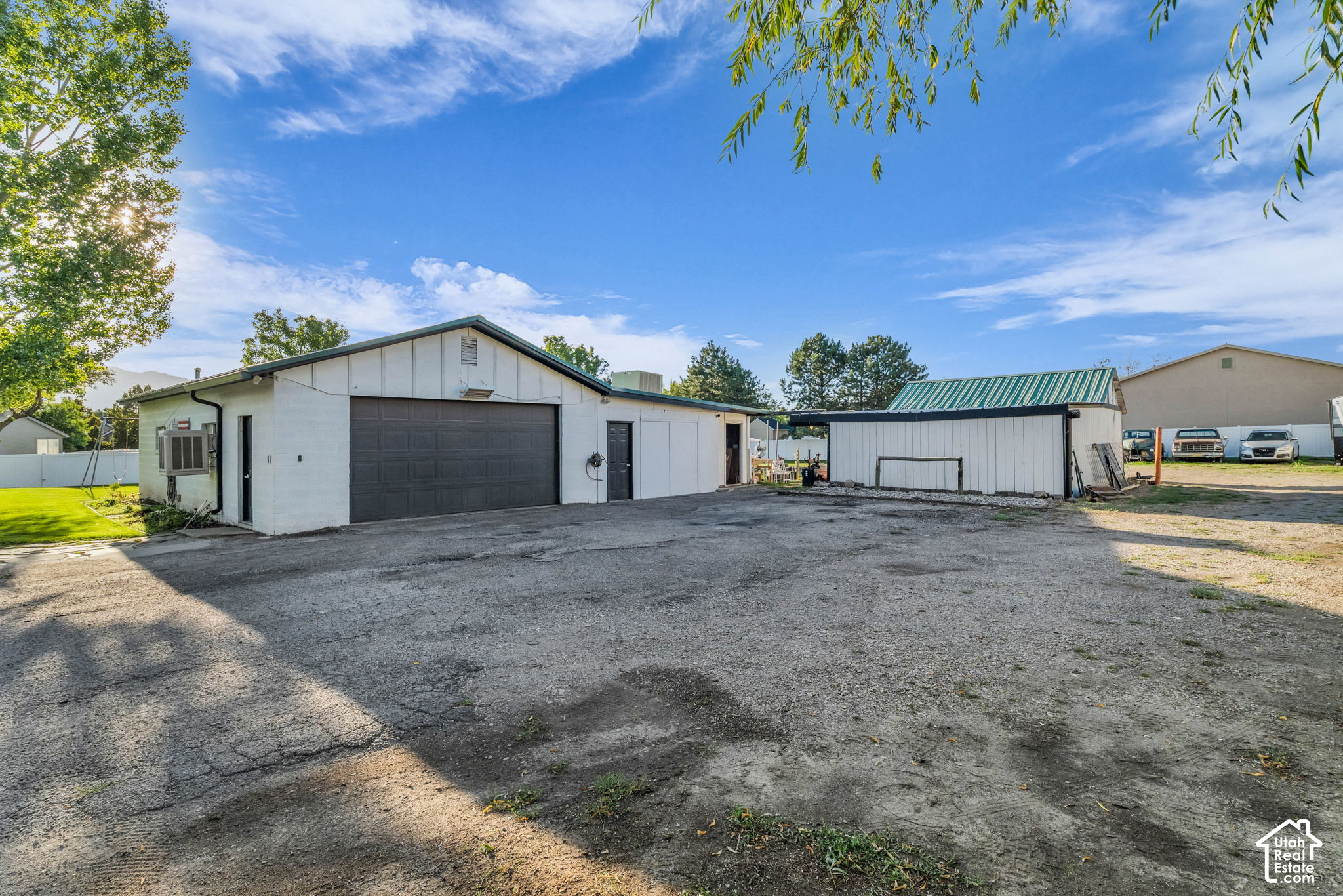 main property photo 49