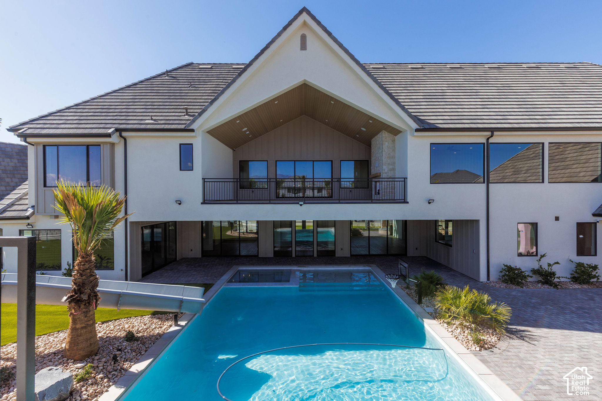 main property photo 118