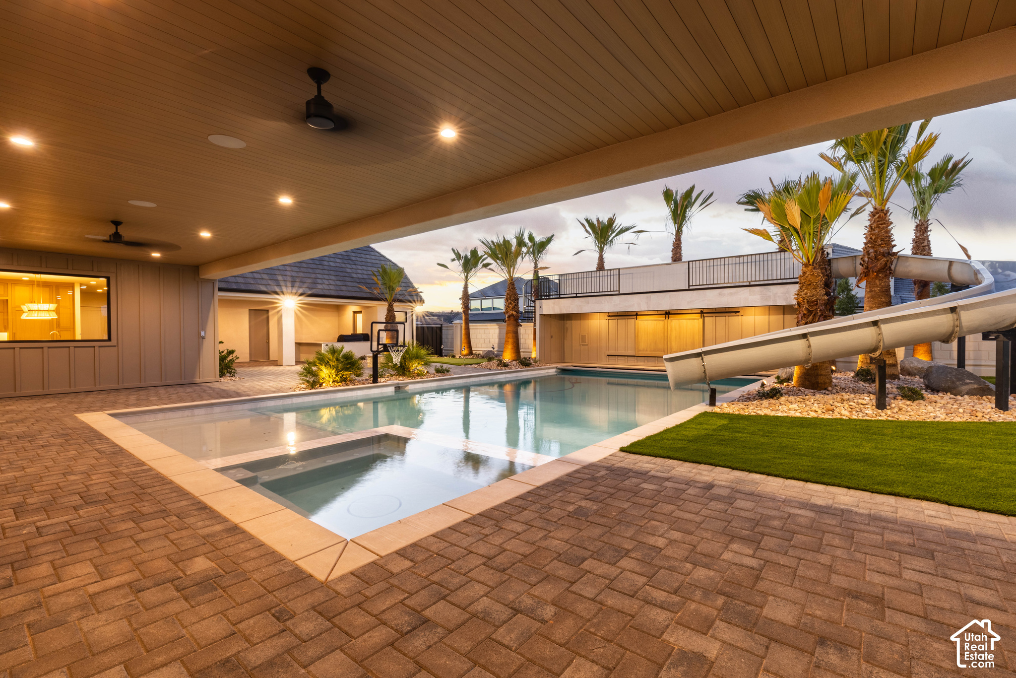 main property photo 158