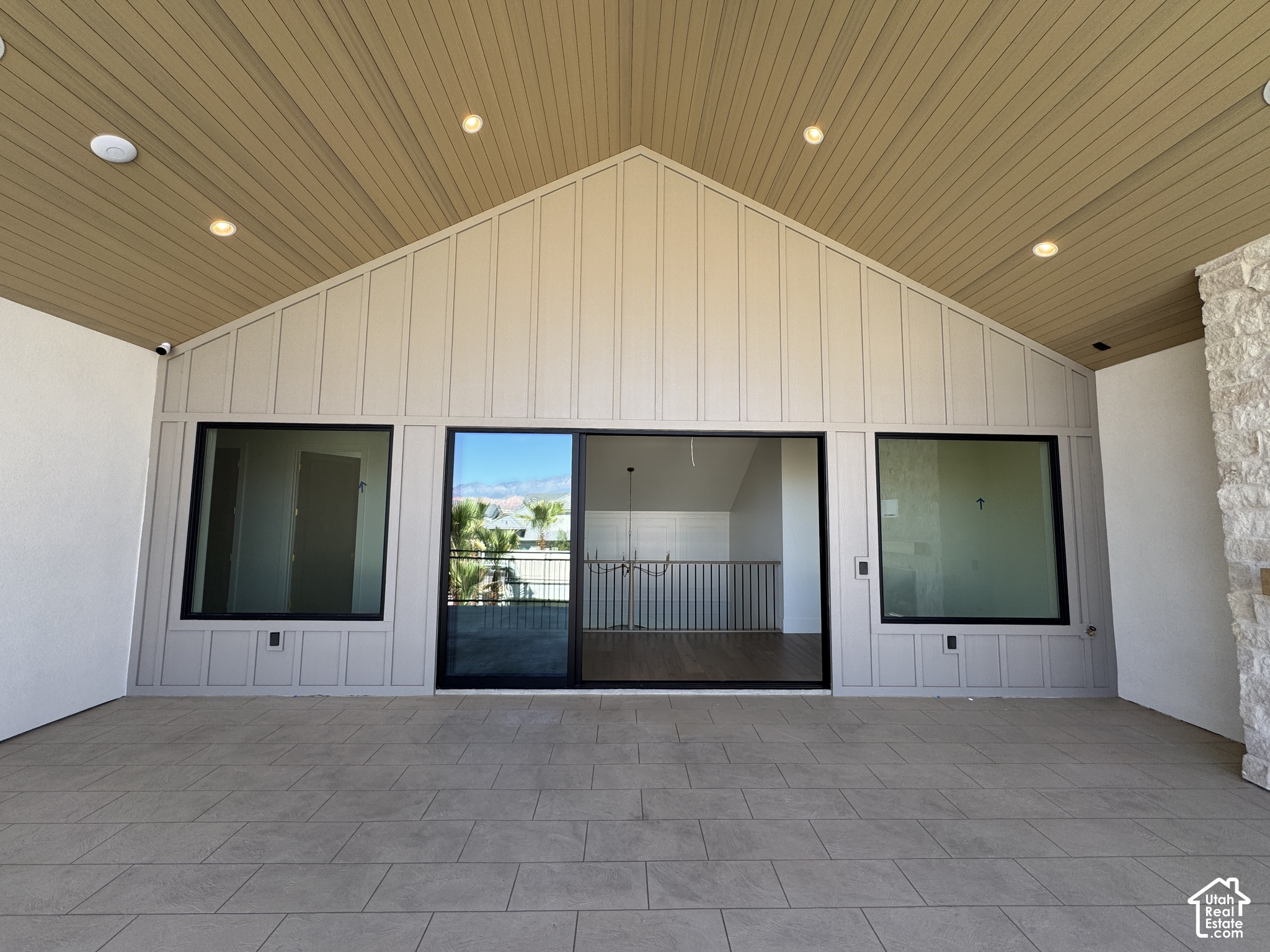 main property photo 76