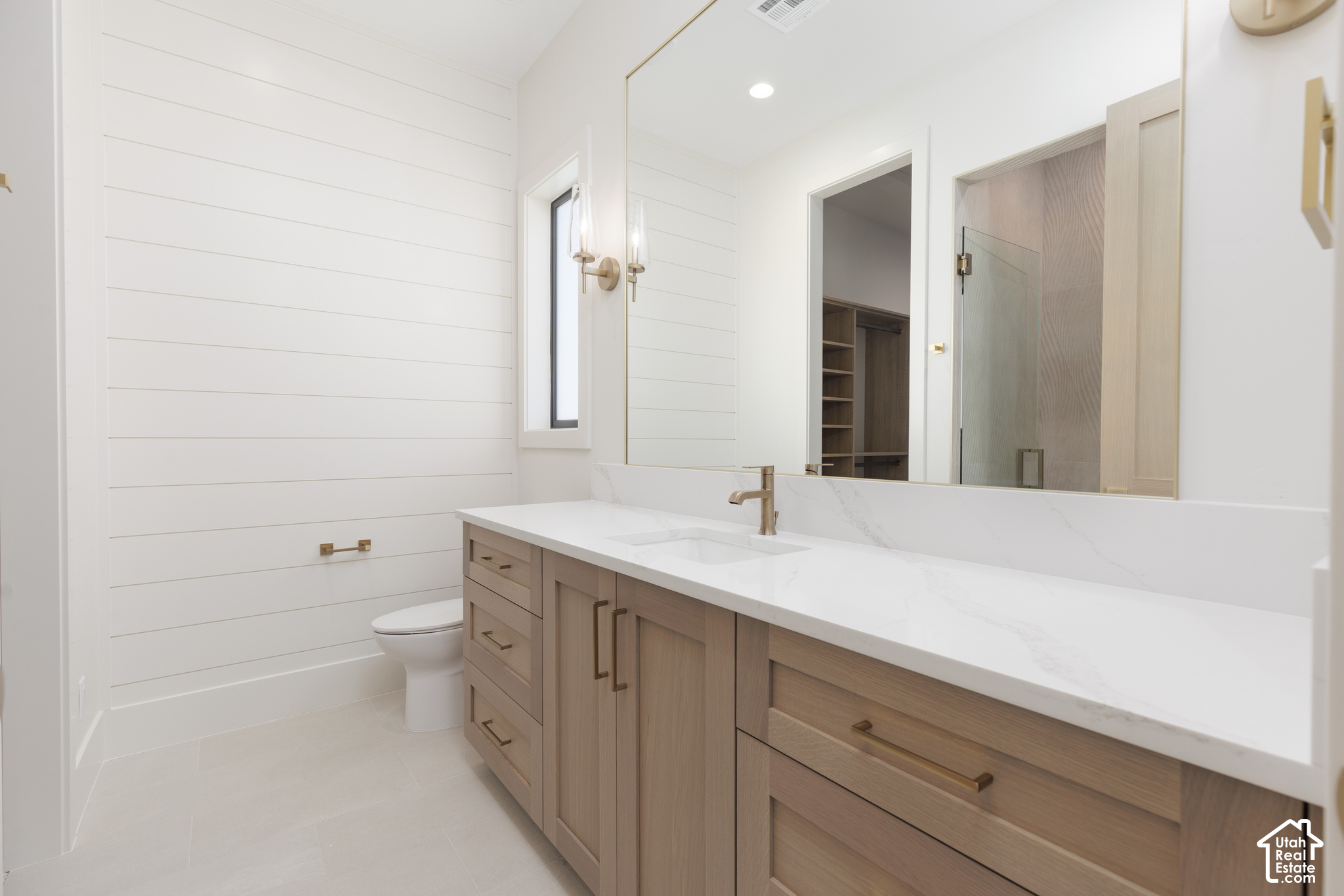 main property photo 82