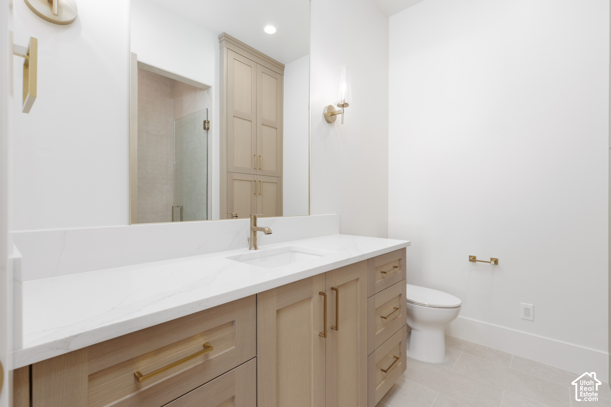 main property photo 89