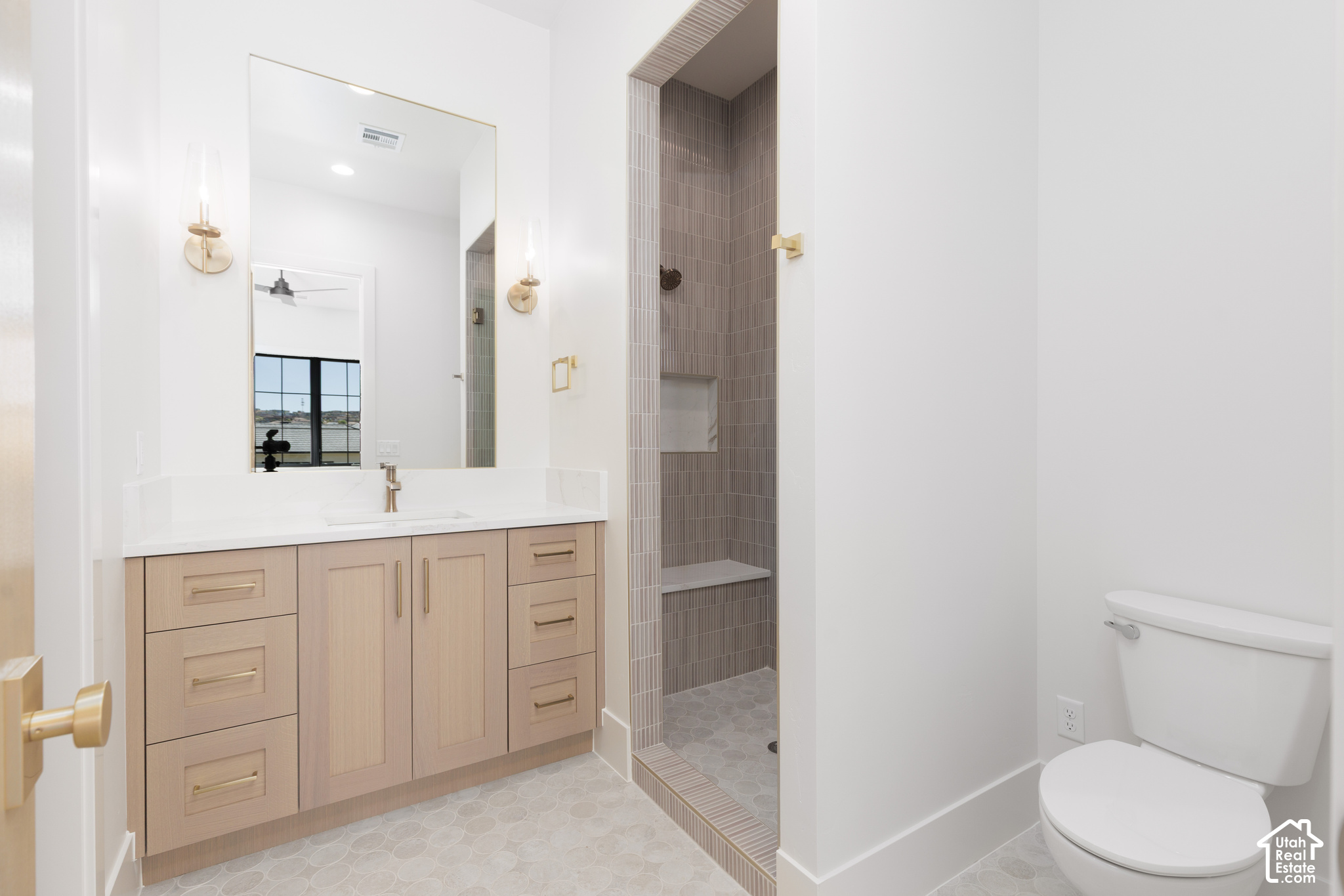 main property photo 92