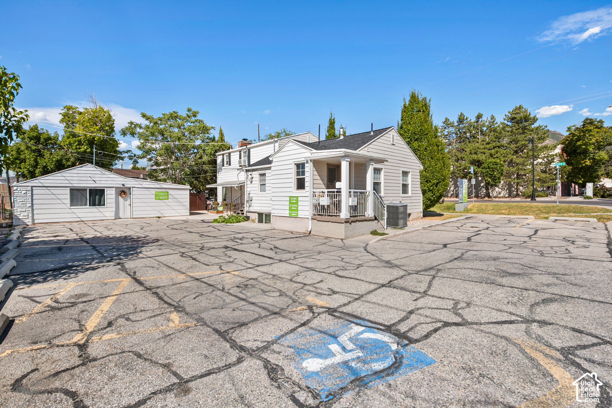 main property photo 42