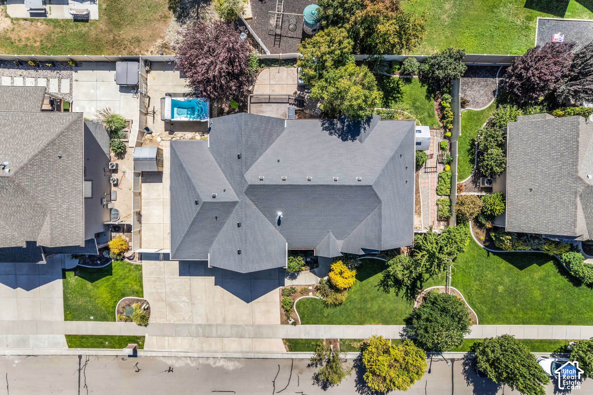 main property photo 48