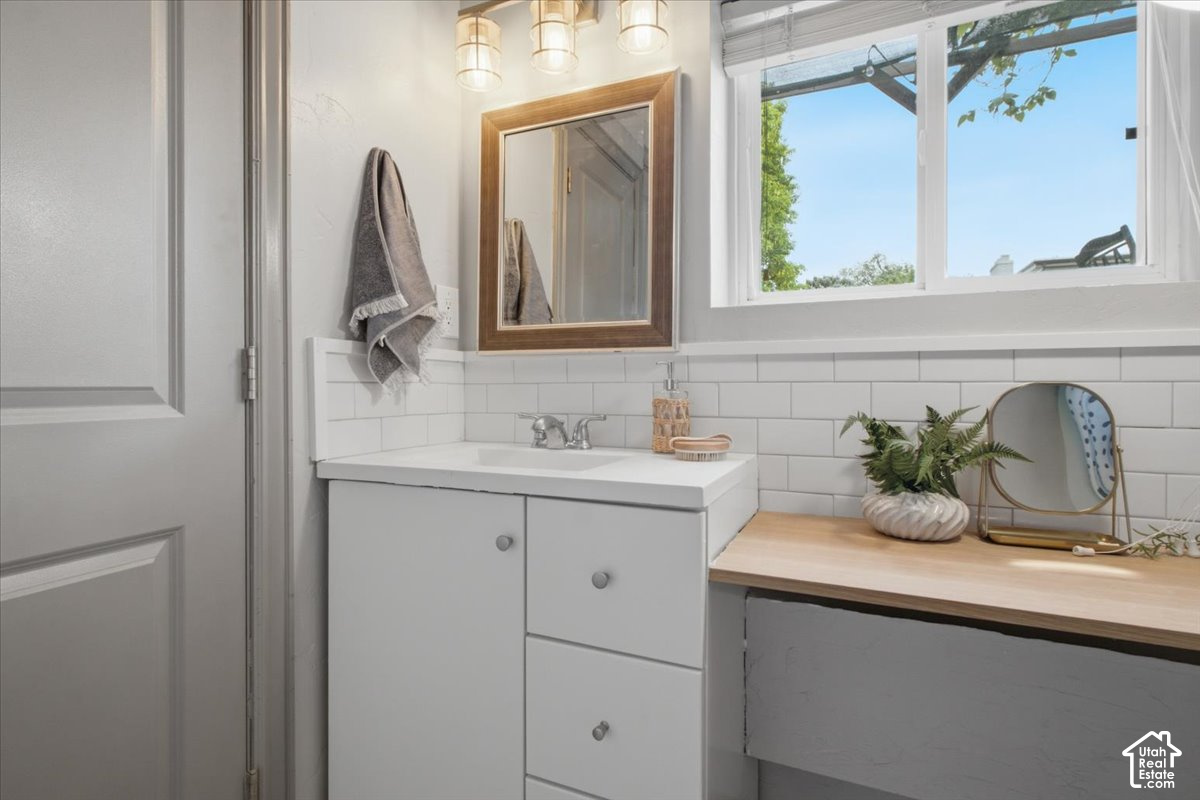 property viewer photo 16