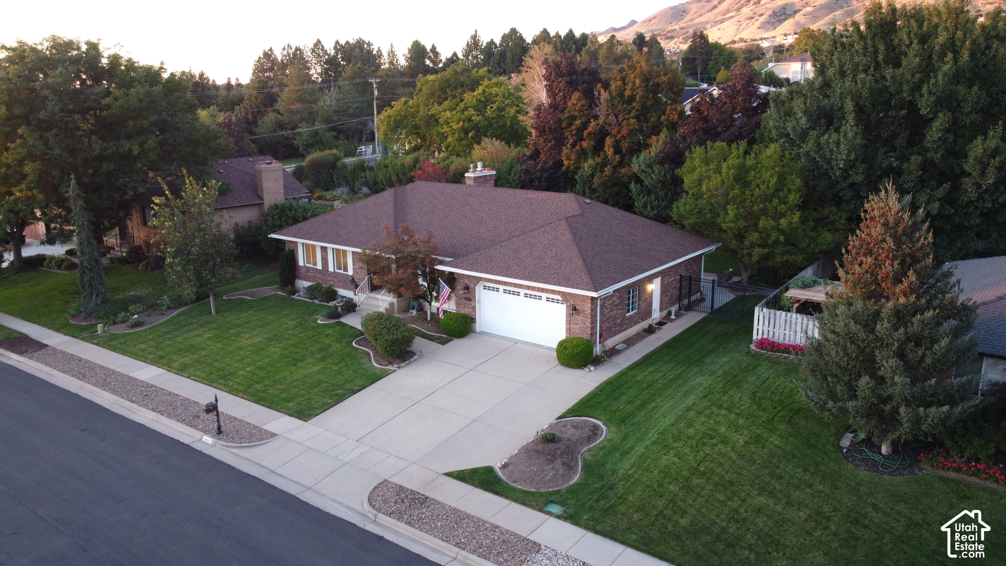 main property photo 47