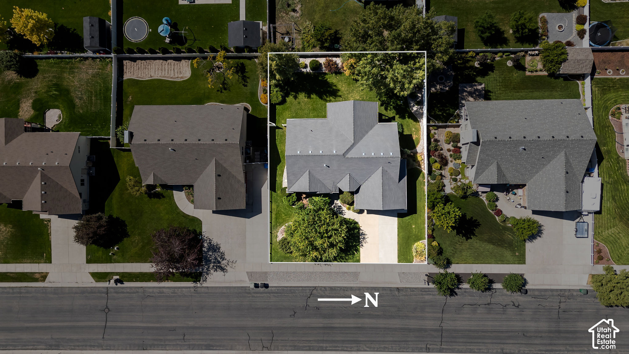 main property photo 50