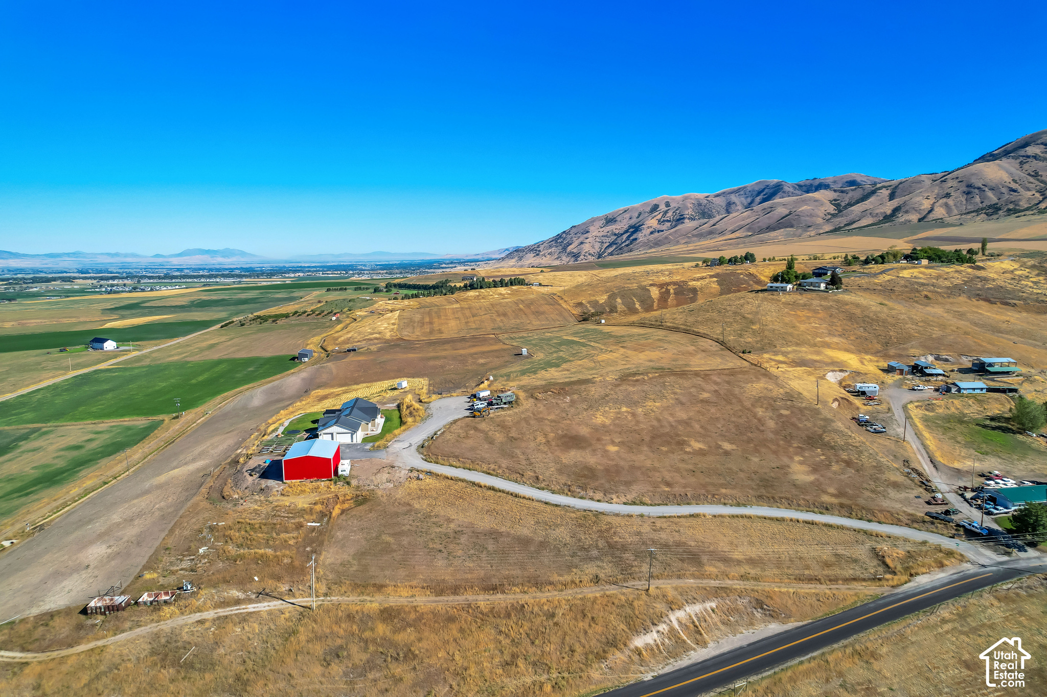 main property photo 44