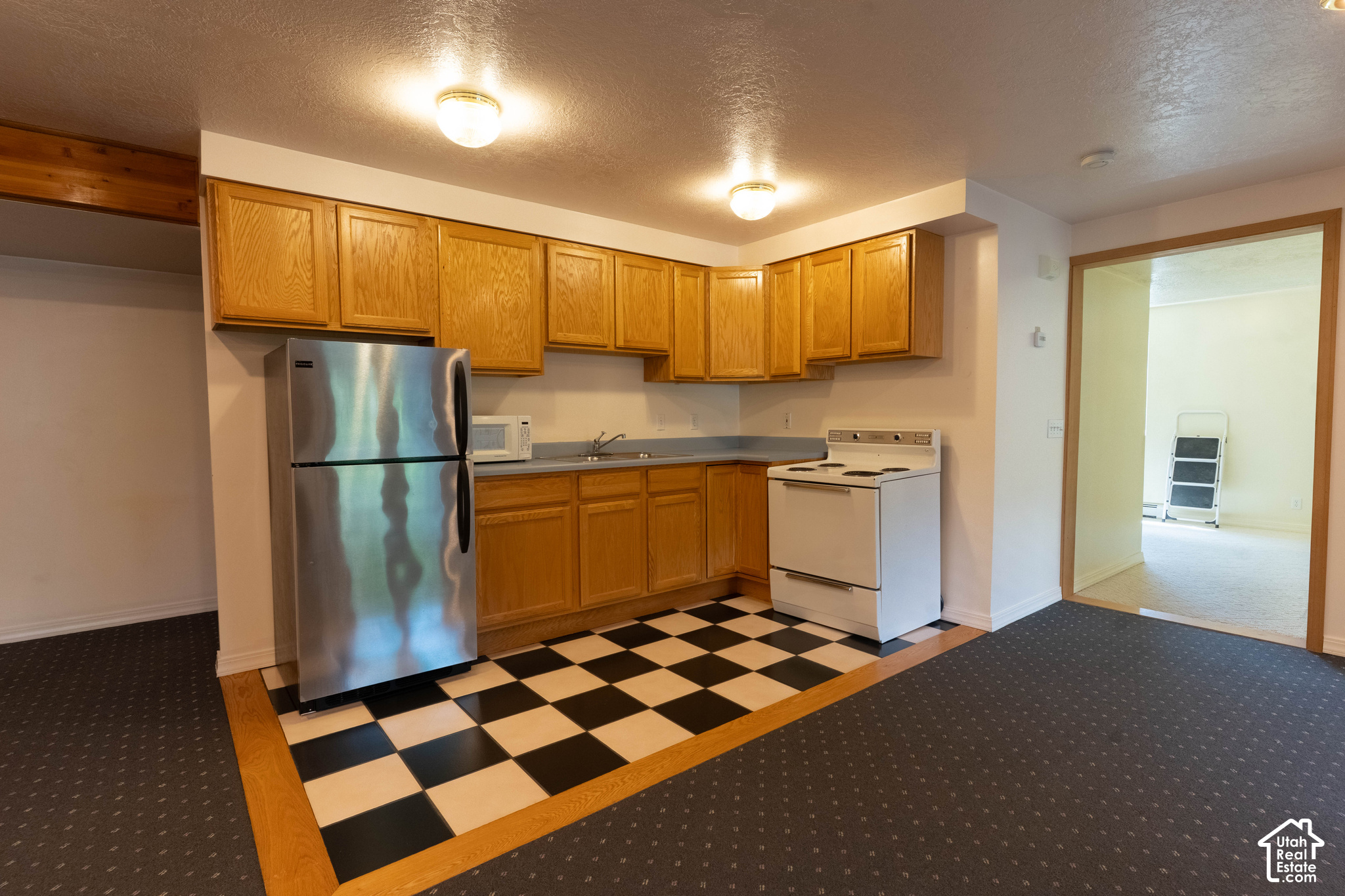 main property photo 61