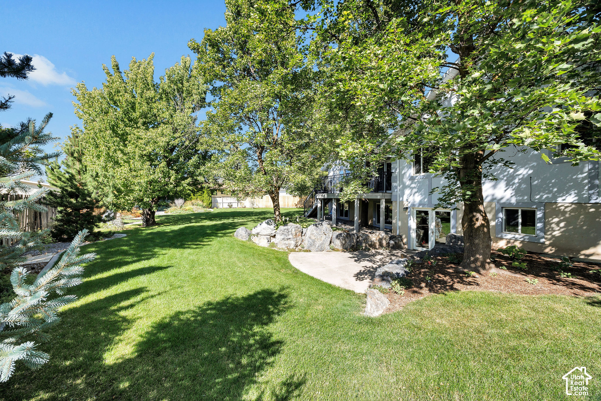 main property photo 88