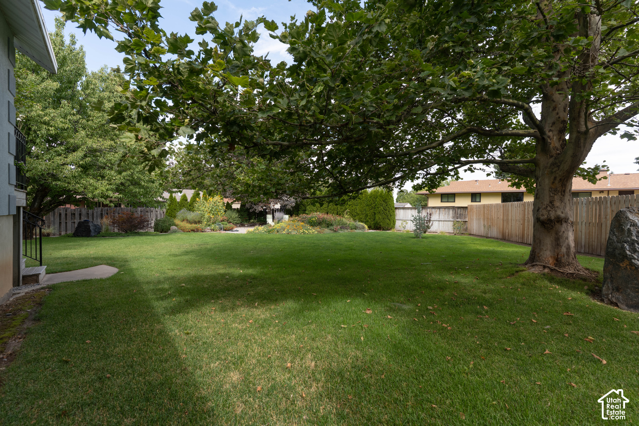 main property photo 92