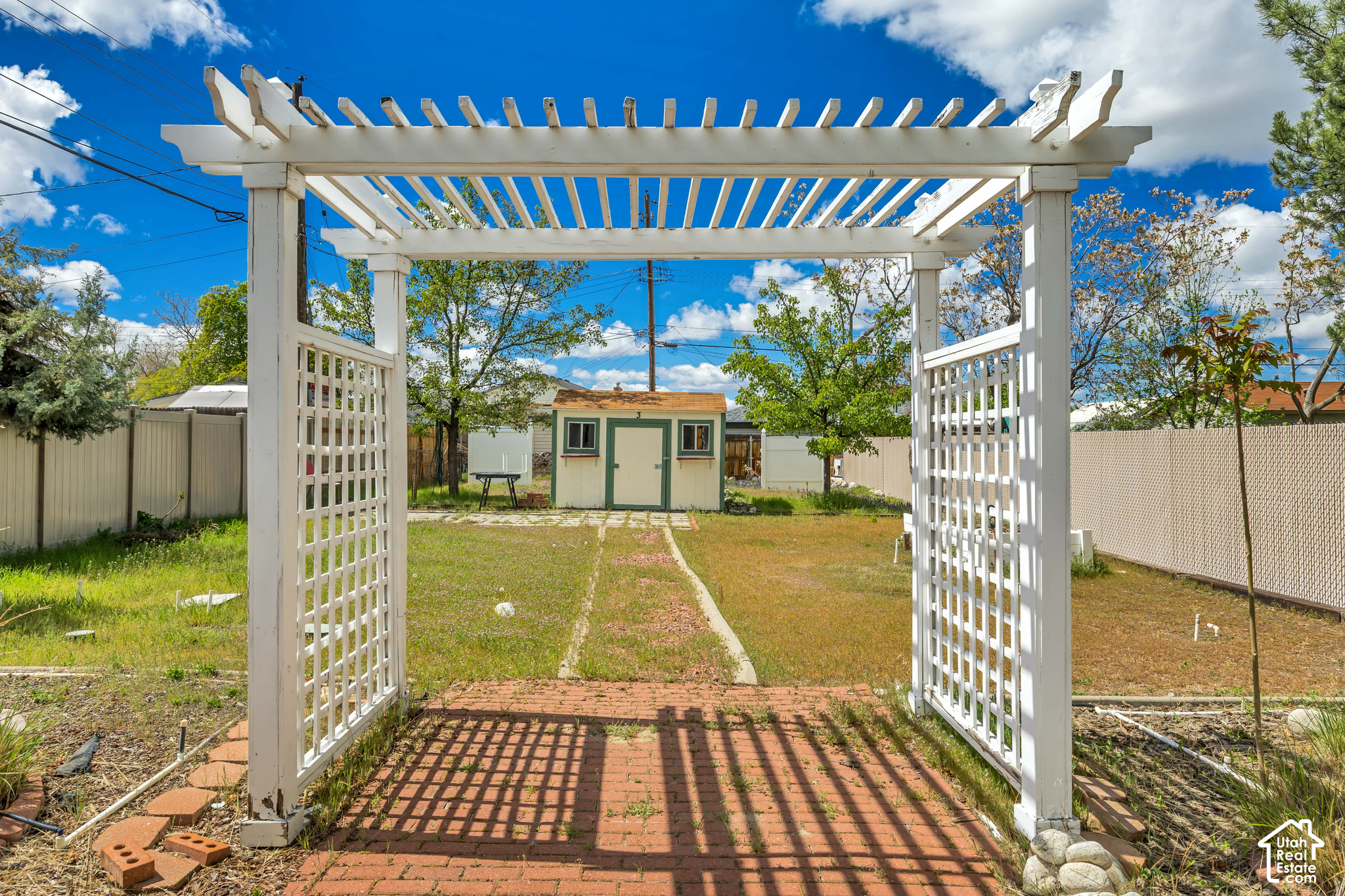 main property photo 41