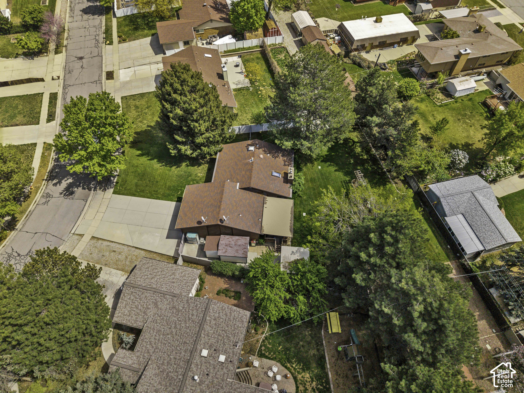 main property photo 56