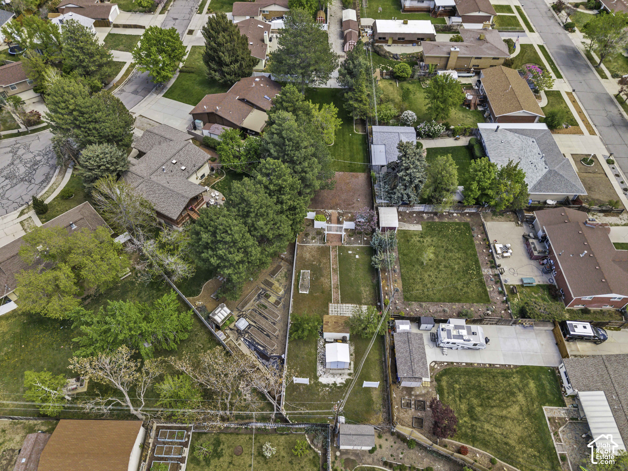 main property photo 57