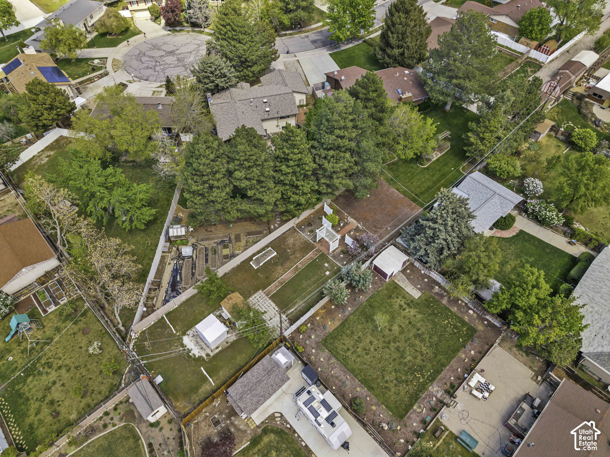 main property photo 58