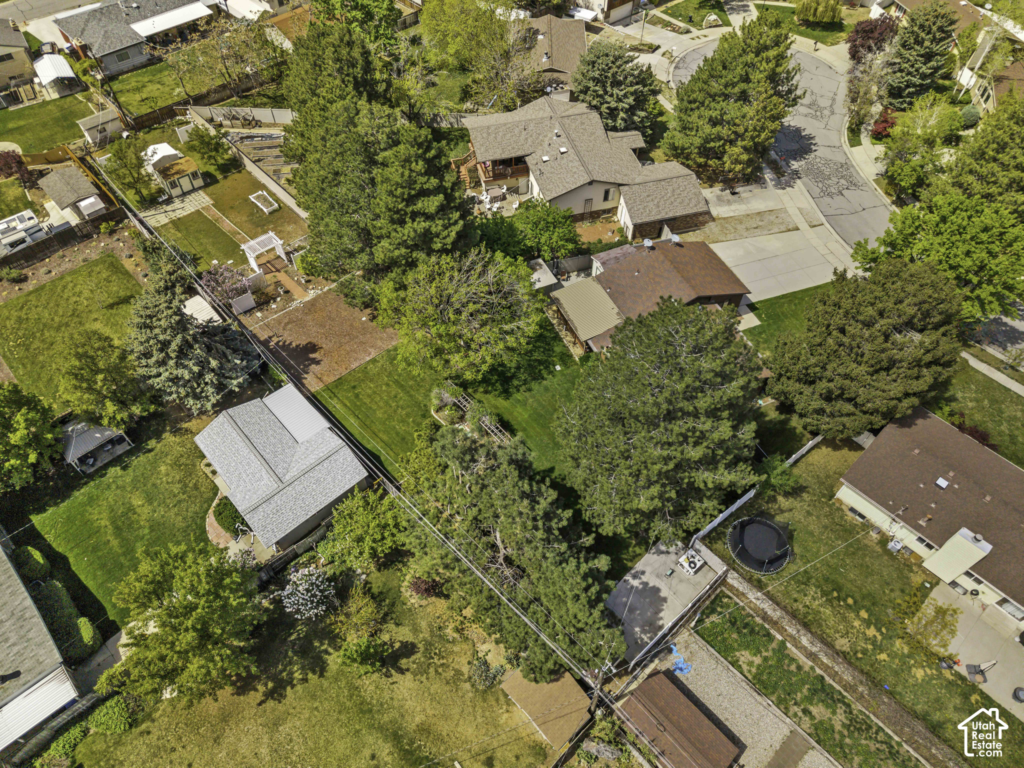 main property photo 60