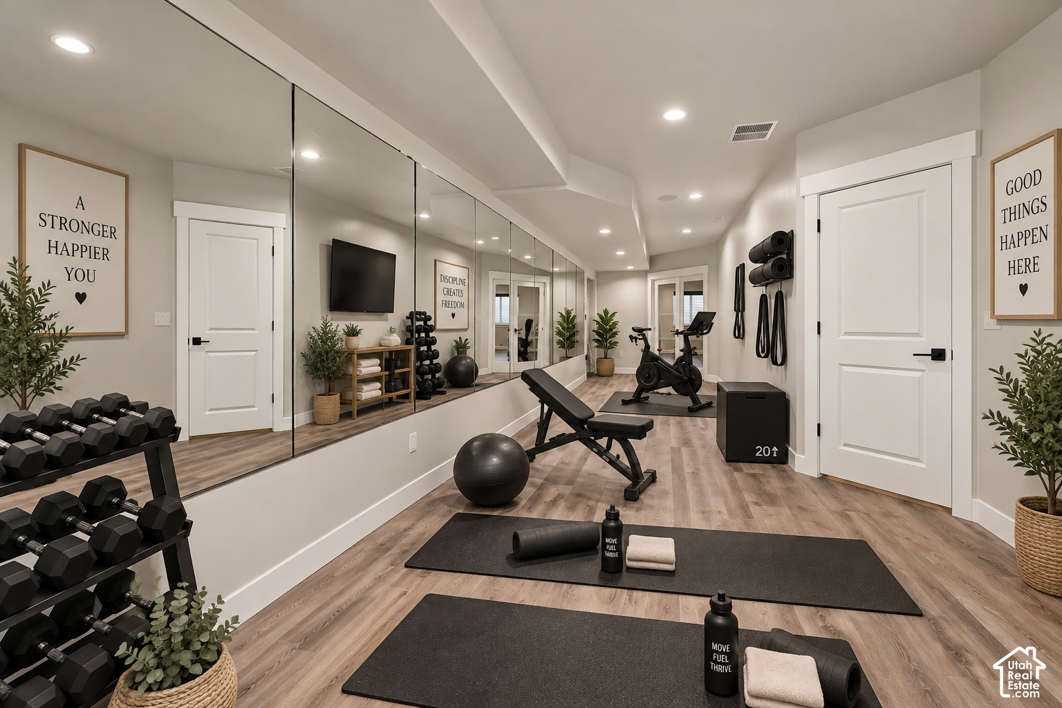 main property photo 66