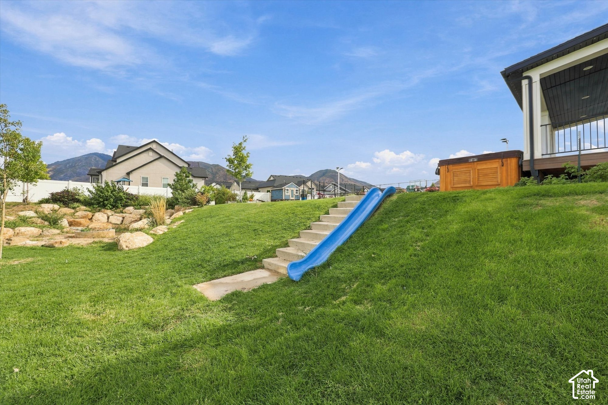main property photo 77