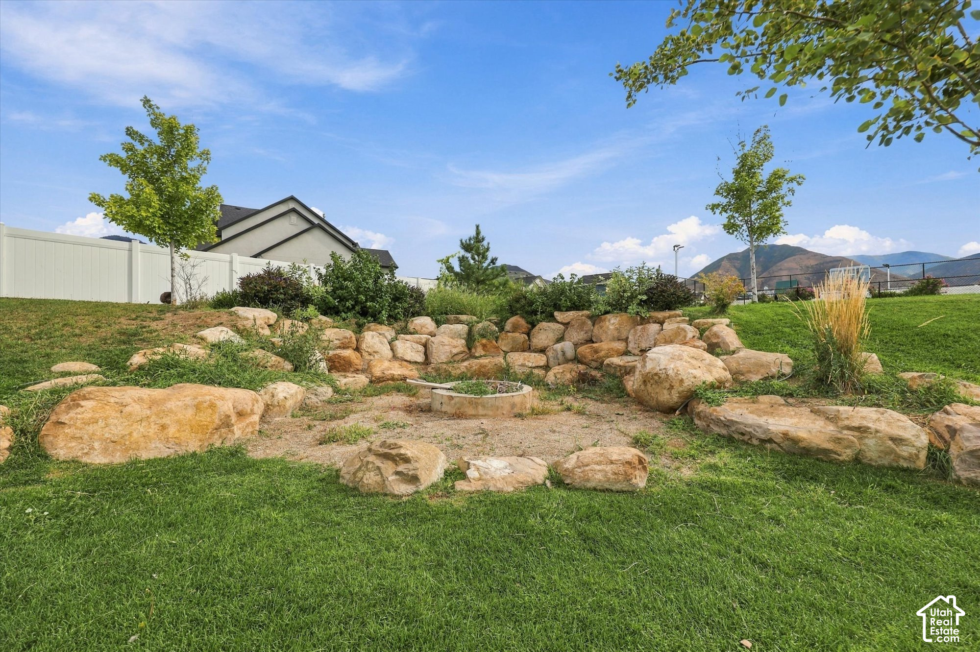main property photo 78