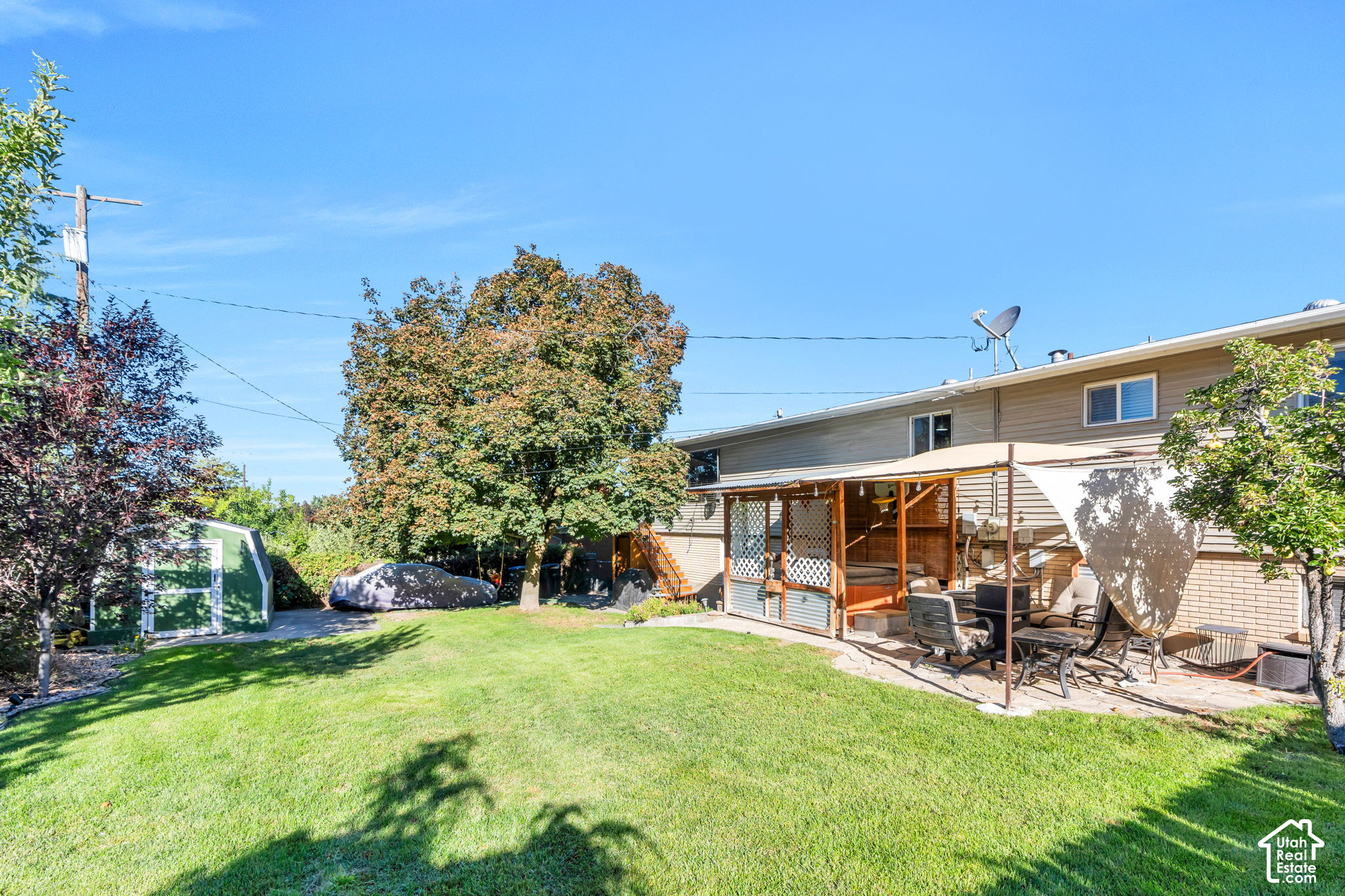 main property photo 39
