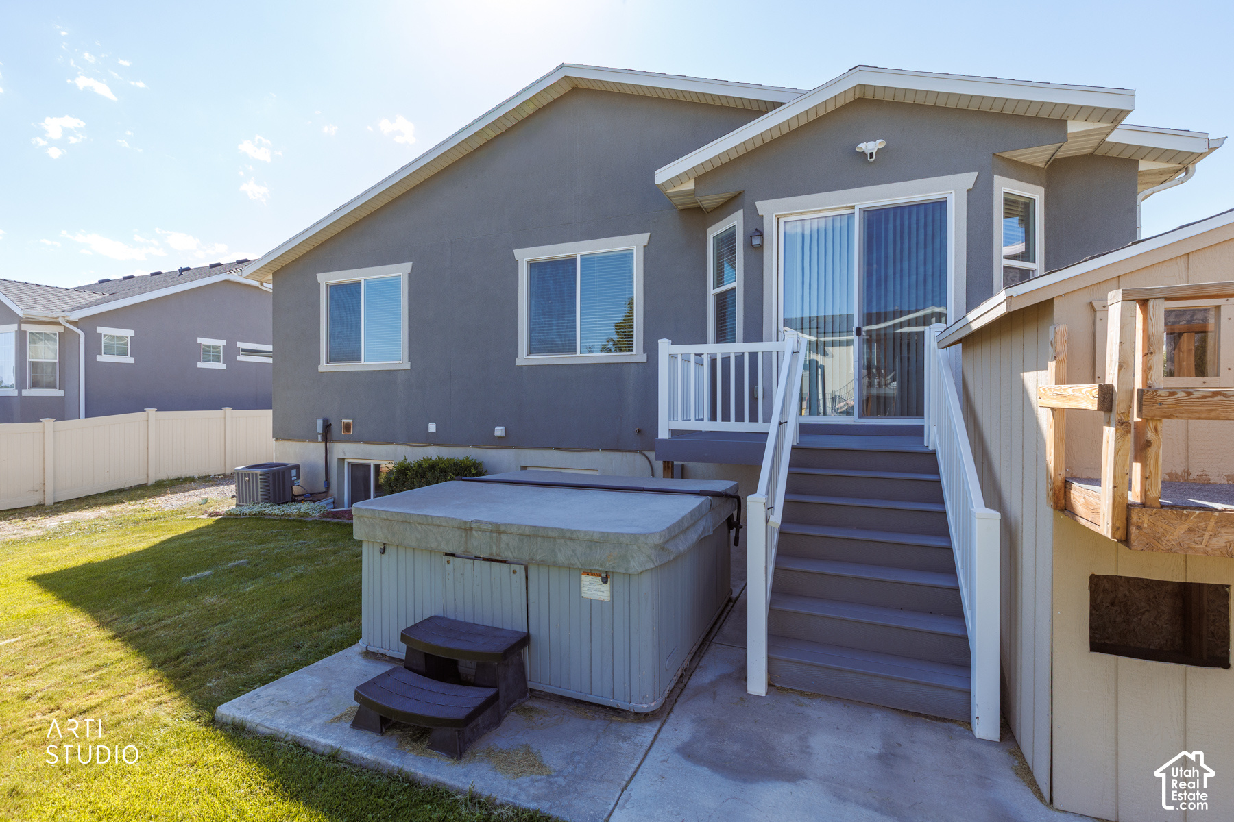 main property photo 30