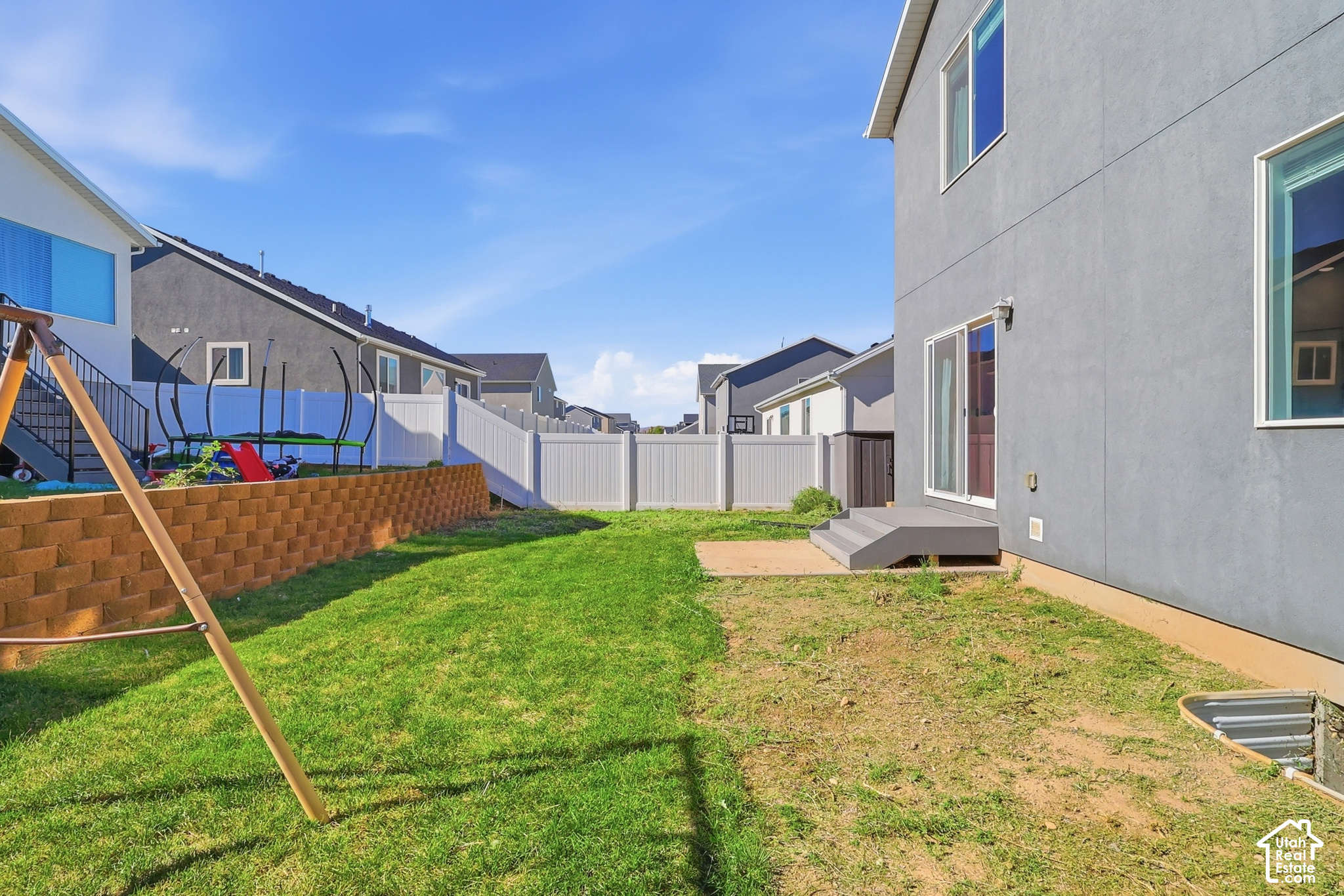 main property photo 24