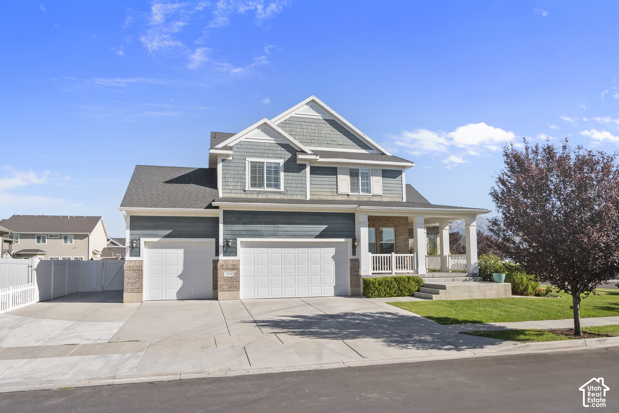 main property photo 39