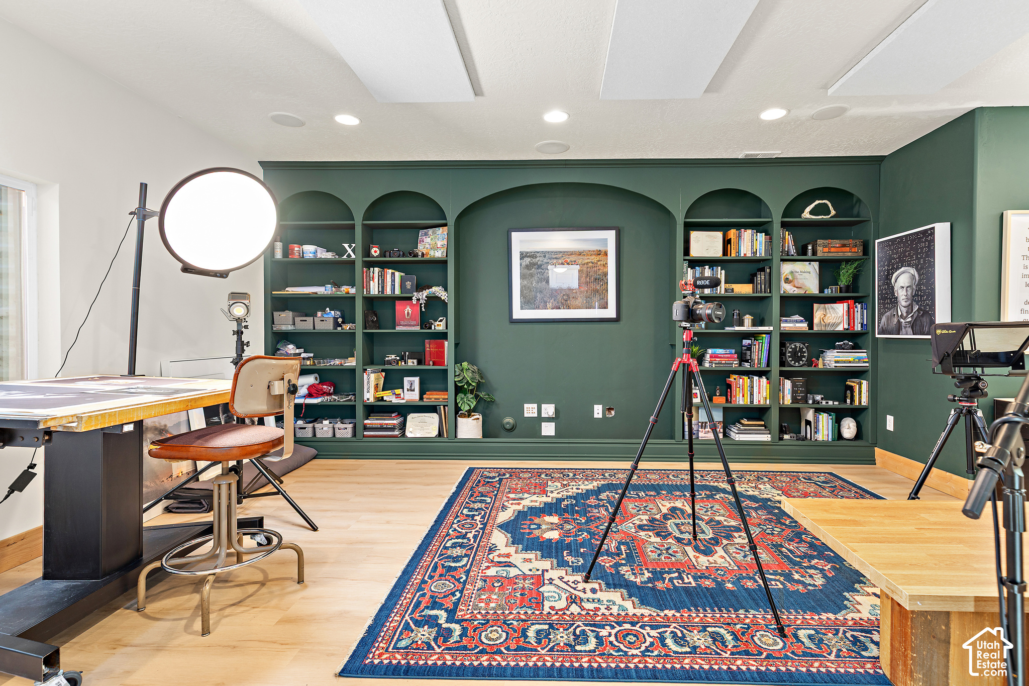 main property photo 22