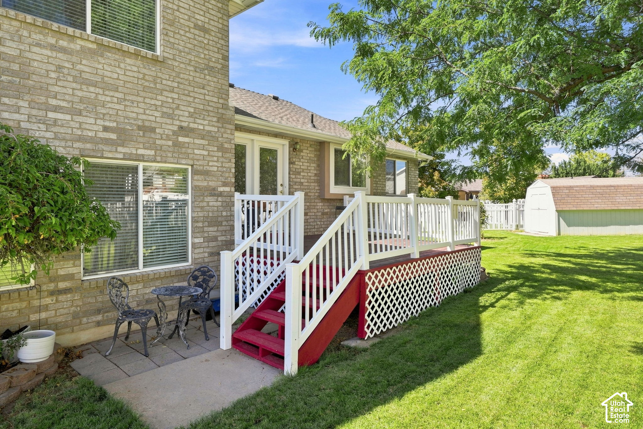 main property photo 37