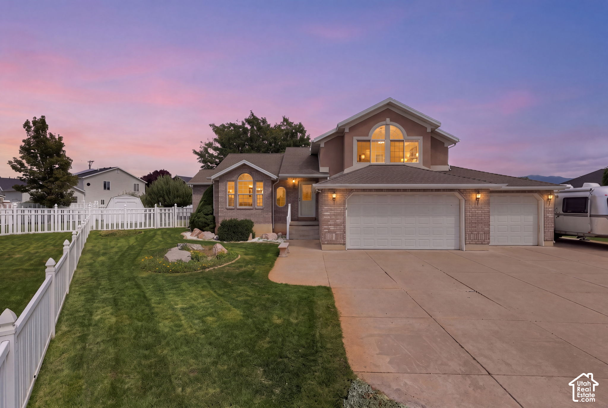 main property photo 43